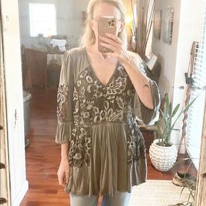 POL Lace-Detailed Top